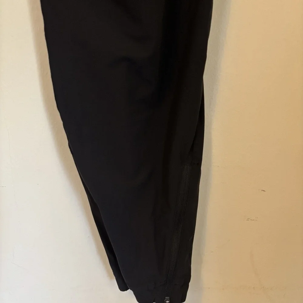 Lululemon Adapted State High Rise Jogger US 12 Black Ankle Zip 28